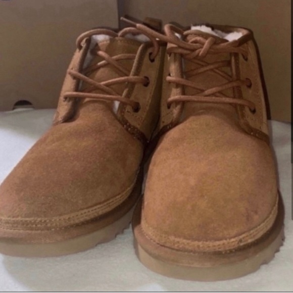 UGG NEUMEL - Picture 2 of 5